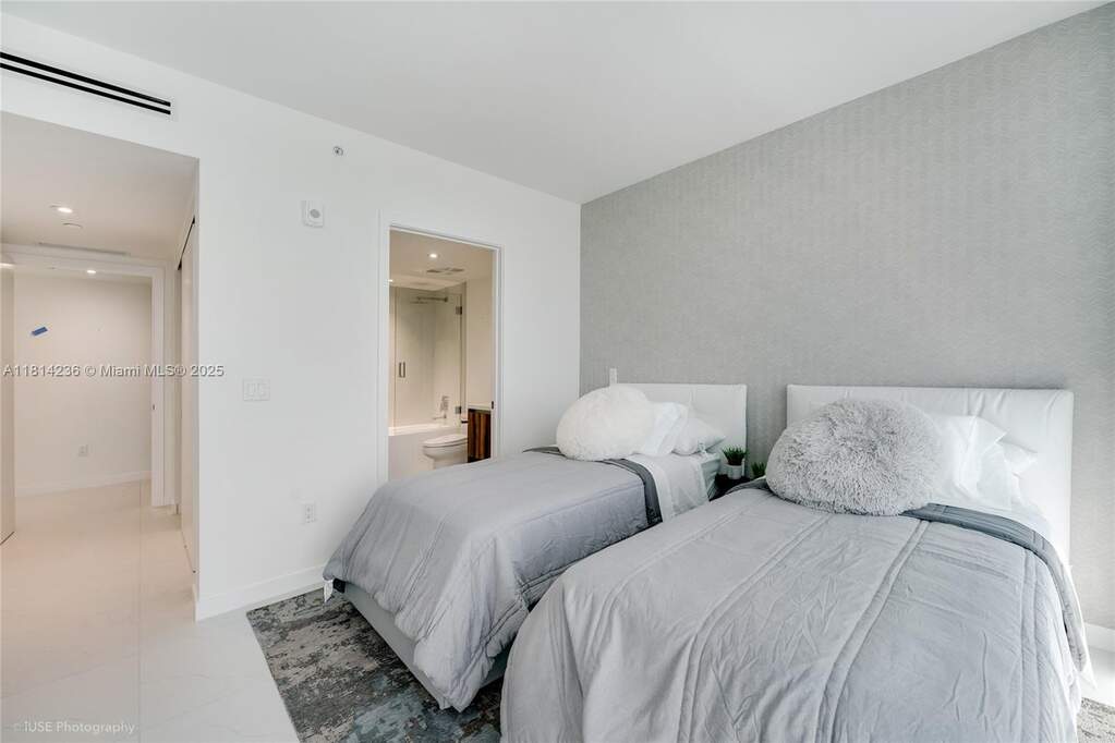 3 Bedroom Apartment/Flat's Image 33