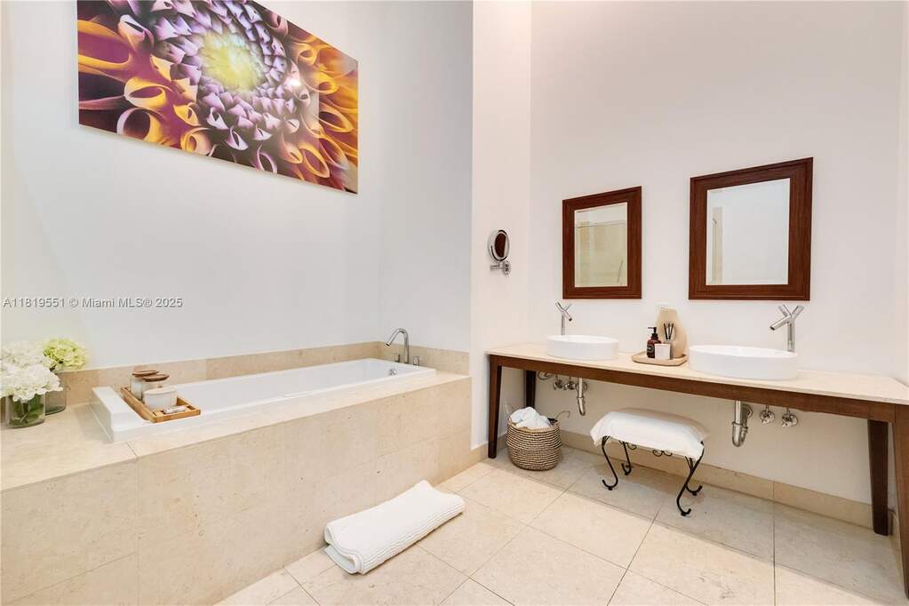 2 Bedroom Apartment/Flat's Image 10
