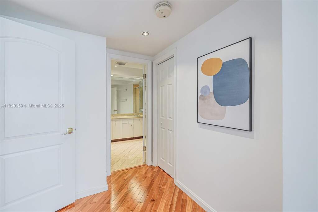 2 Bedroom Apartment/Flat's Image 21