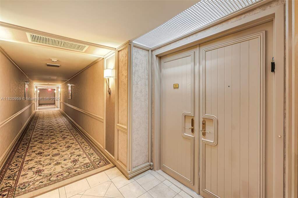 2 Bedroom Apartment/Flat's Image 4