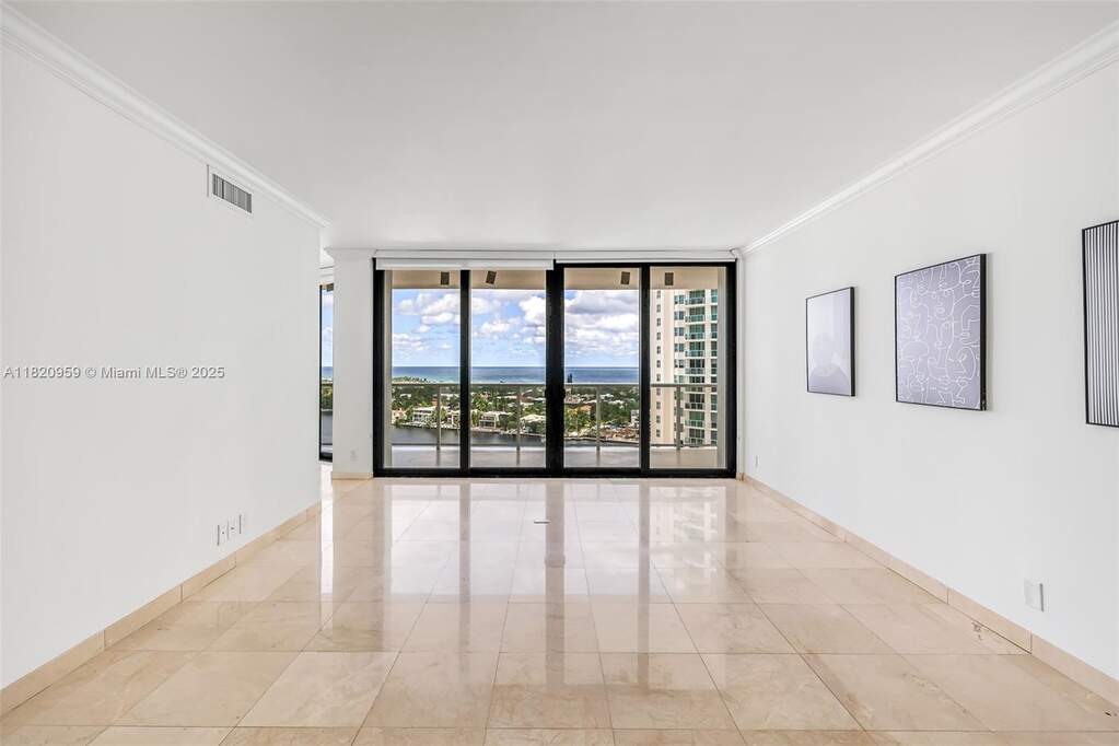 2 Bedroom Apartment/Flat's Image 6