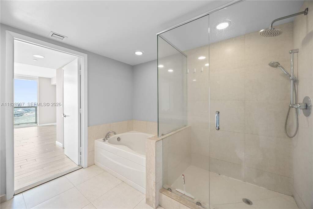 2 Bedroom Apartment/Flat's Image 16