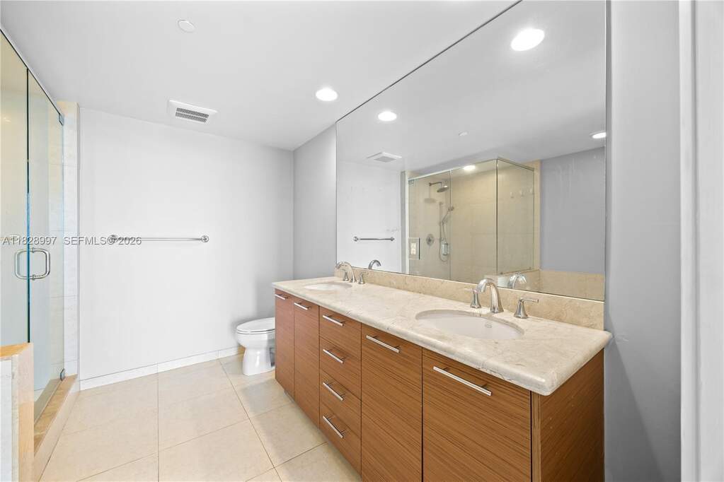2 Bedroom Apartment/Flat's Image 17