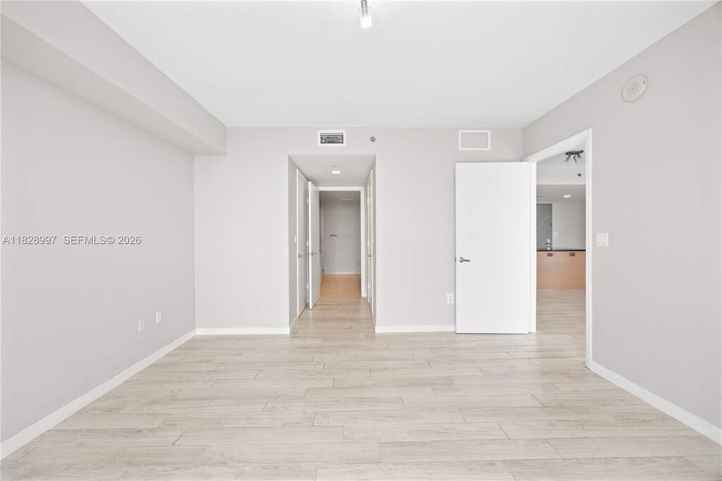 2 Bedroom Apartment/Flat's Image 23
