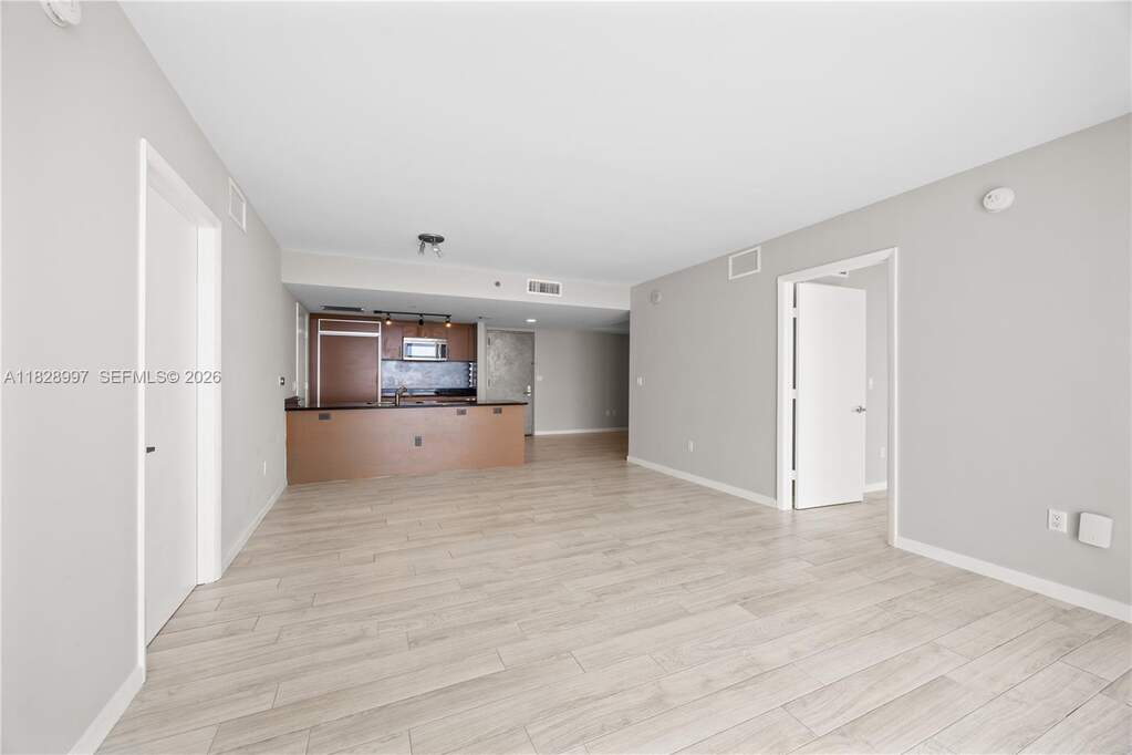 2 Bedroom Apartment/Flat's Image 6