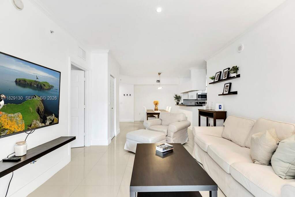 2 Bedroom Apartment/Flat's Image 4