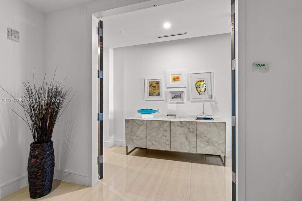 3 Bedroom Apartment/Flat's Image 7