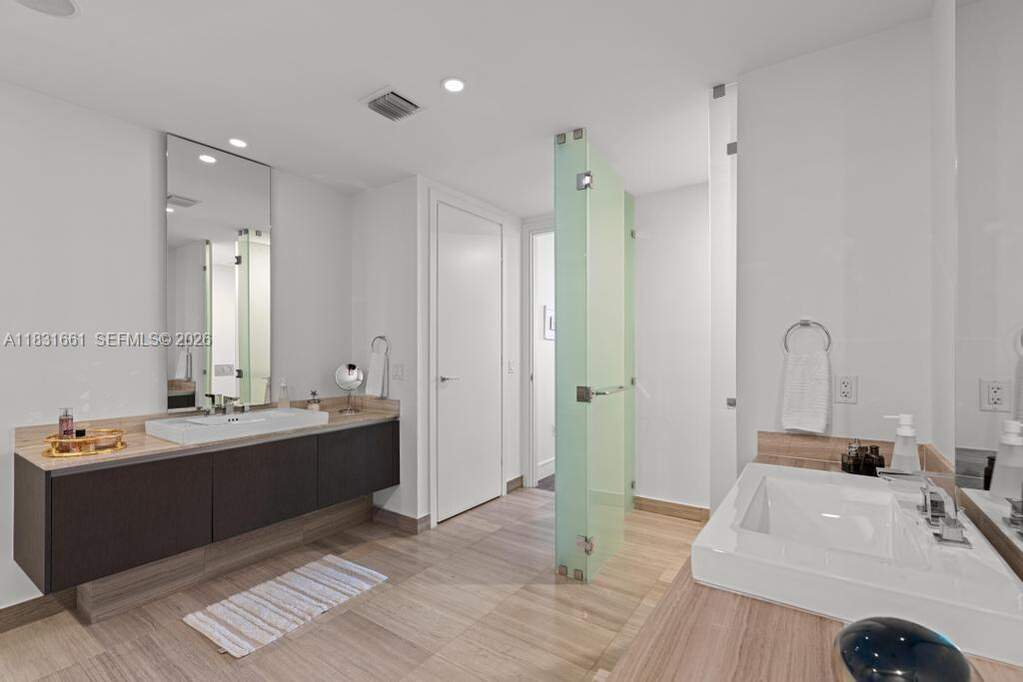 3 Bedroom Apartment/Flat's Image 22