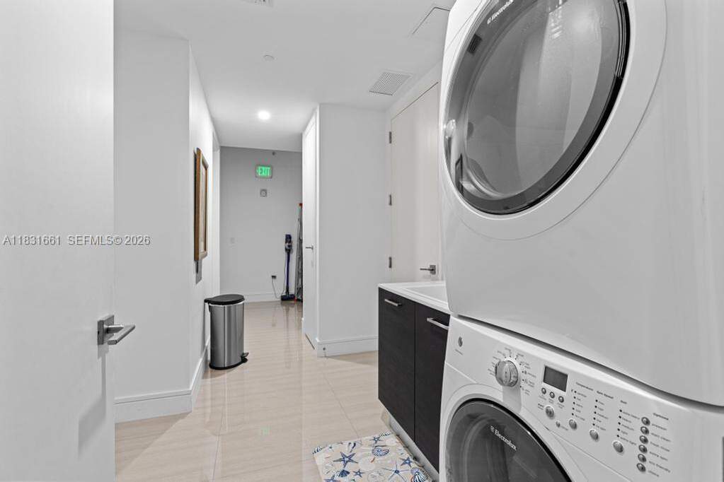 3 Bedroom Apartment/Flat's Image 29