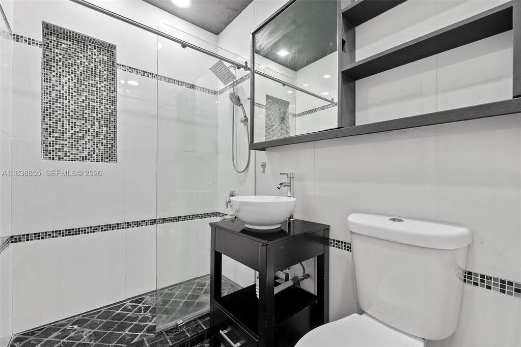 3 Bedroom Single Family Home/House's Image 21