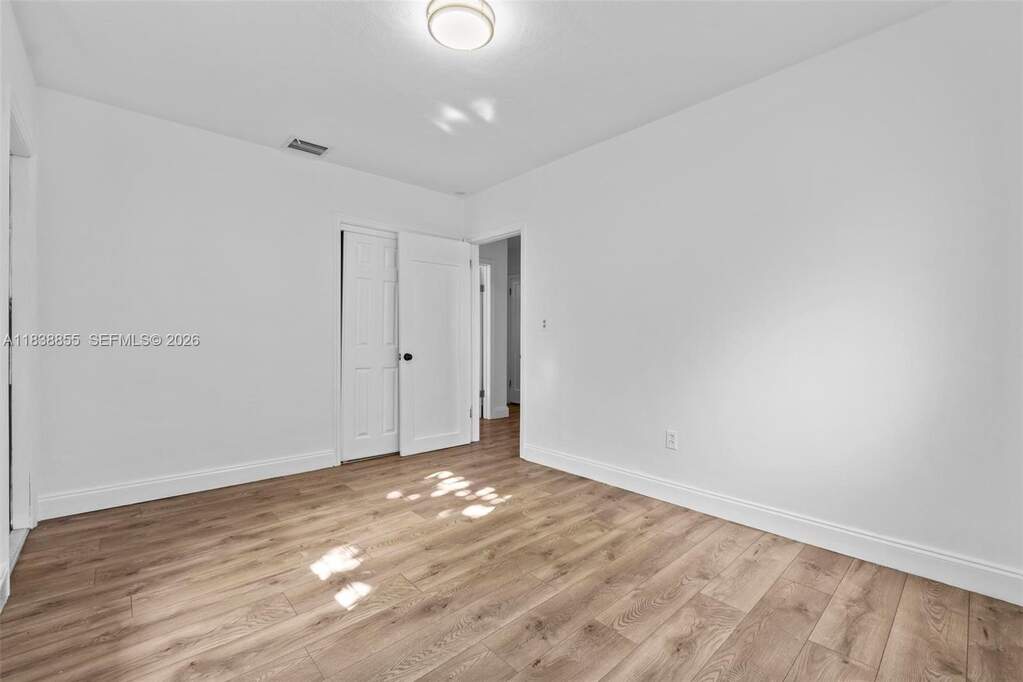 3 Bedroom Single Family Home/House's Image 24