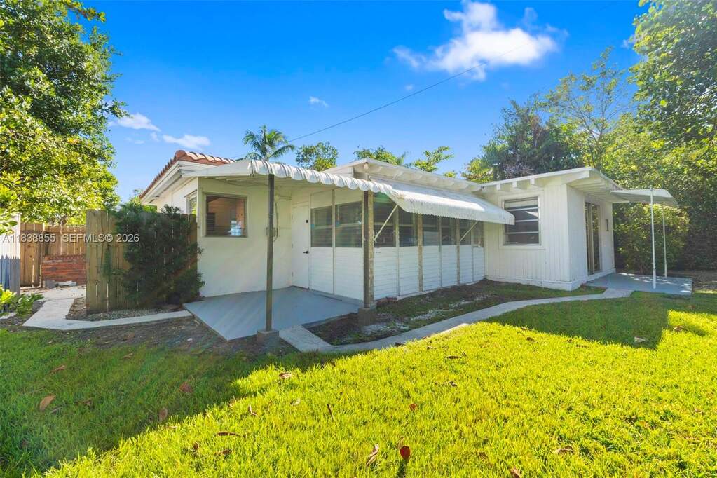 3 Bedroom Single Family Home/House's Image 29