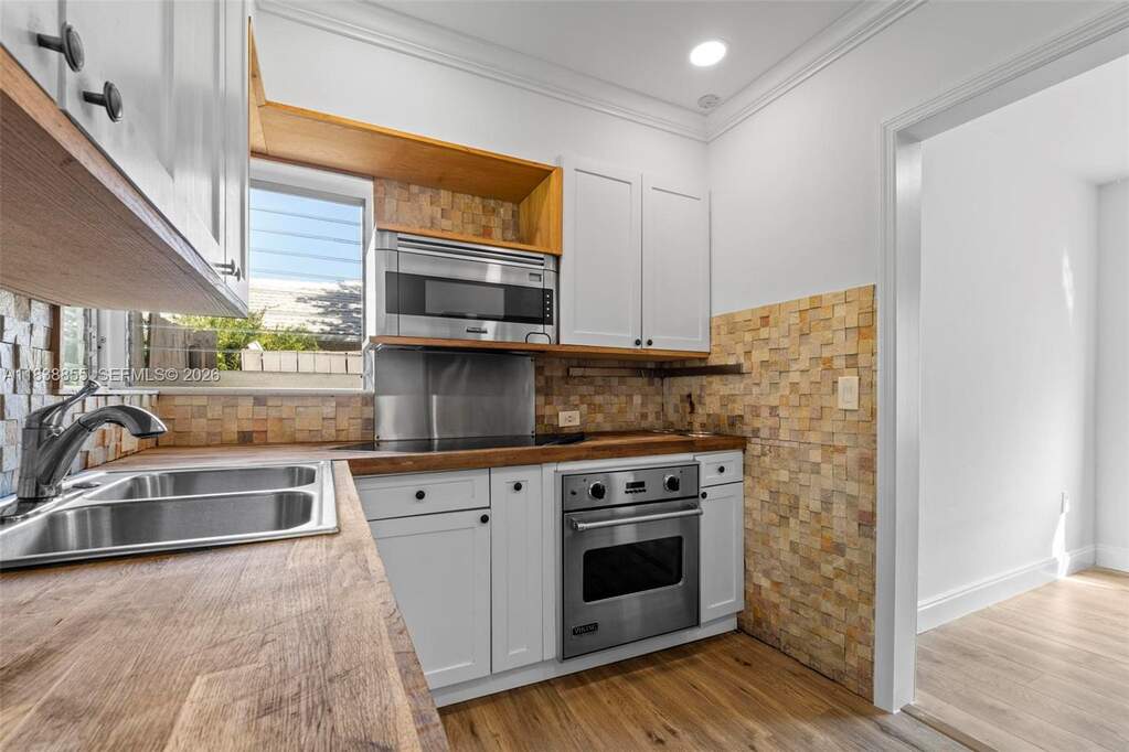 3 Bedroom Single Family Home/House's Image 3