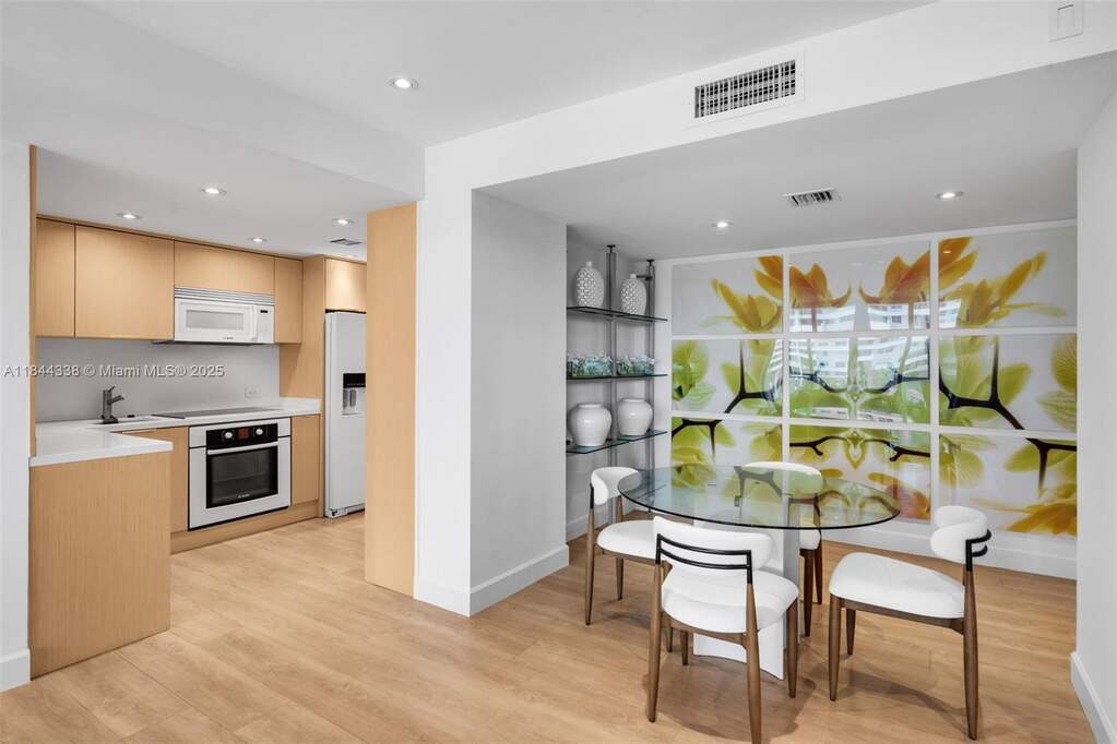 1 Bedroom Apartment/Flat's Image 3