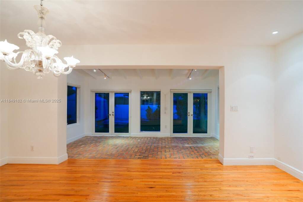 3 Bedroom Single Family Home/House's Image 11