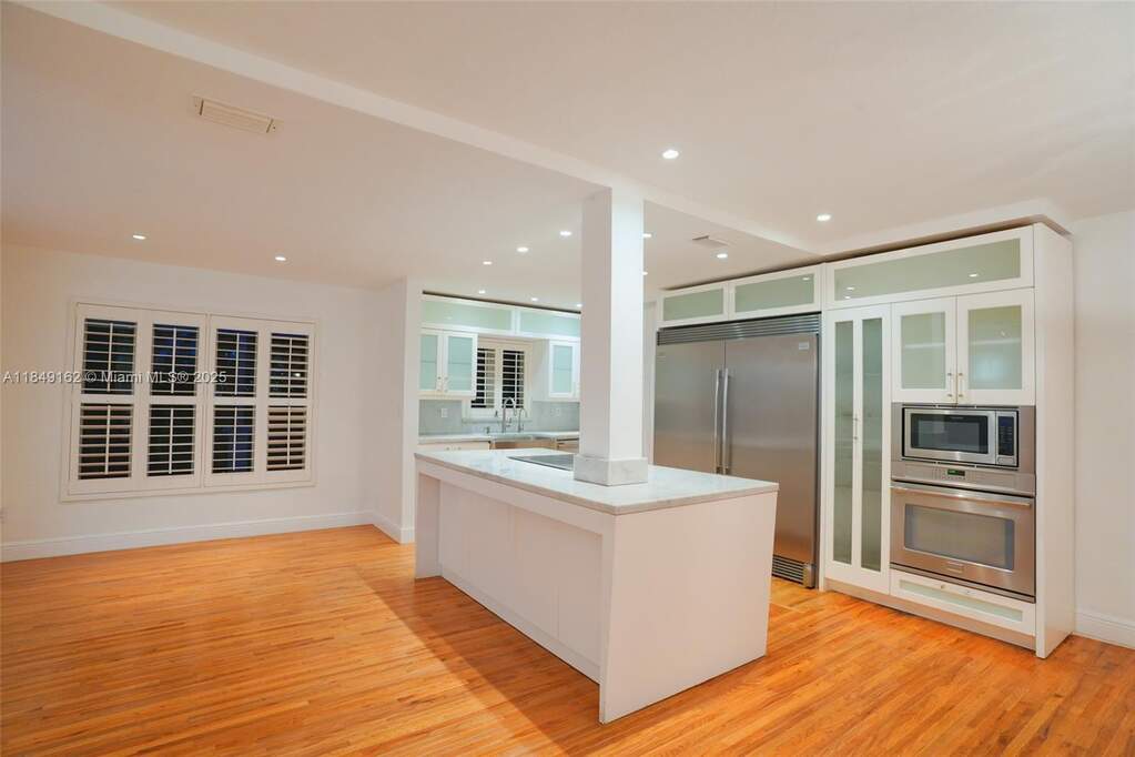 3 Bedroom Single Family Home/House's Image 21