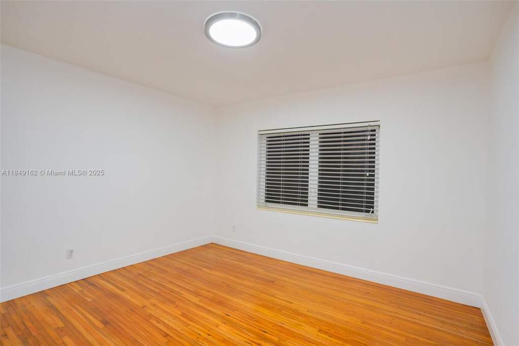 3 Bedroom Single Family Home/House's Image 24