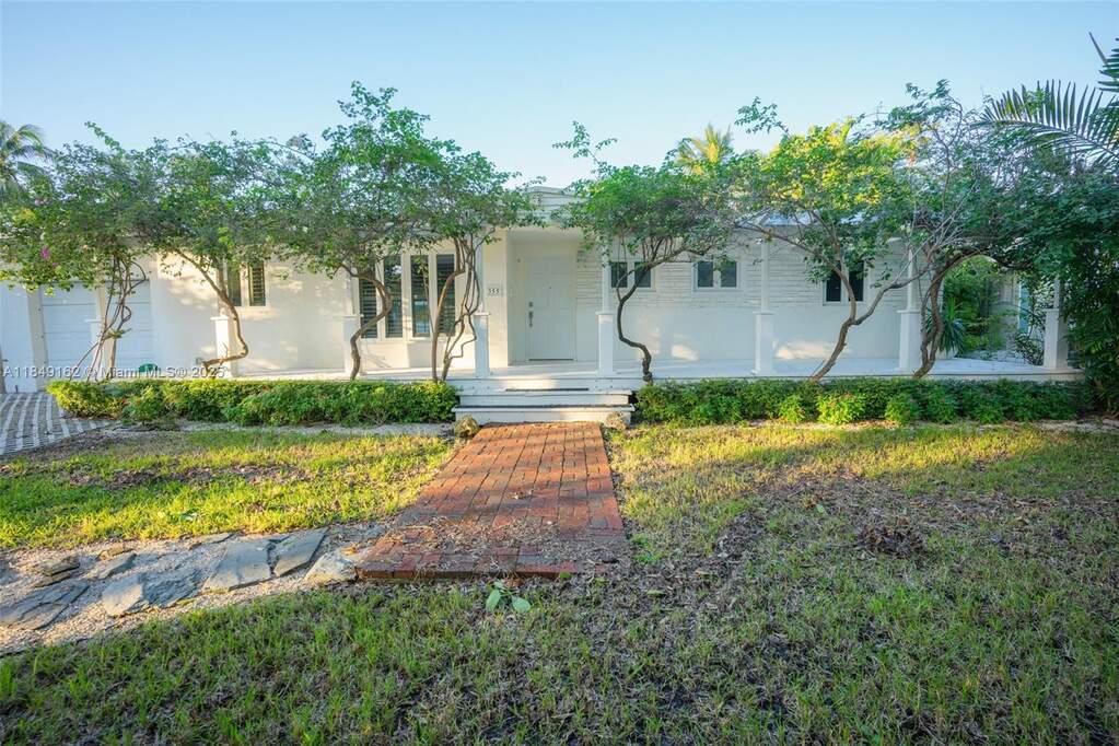 3 Bedroom Single Family Home/House's Image 4