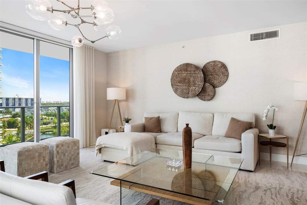 3 Bedroom Apartment/Flat's Image 19