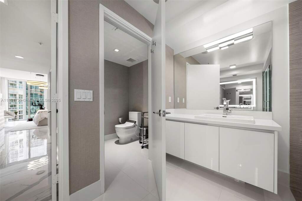 3 Bedroom Apartment/Flat's Image 34