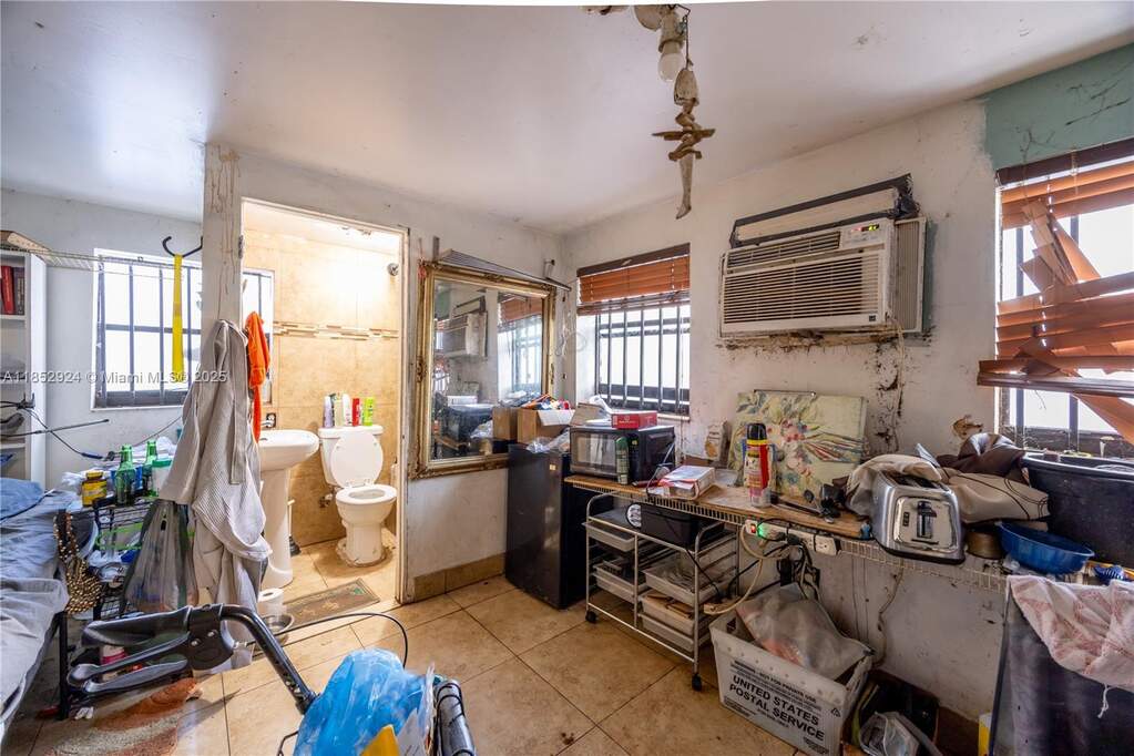 1 Bedroom Single Family Home/House's Image 20