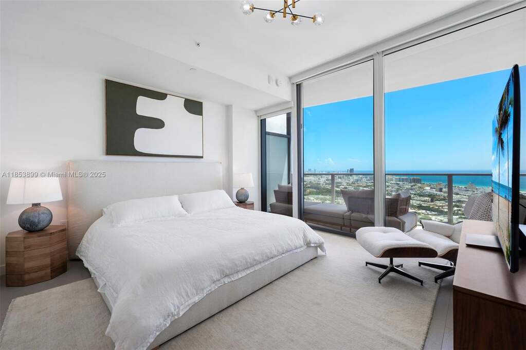 2 Bedroom Apartment/Flat's Image 8