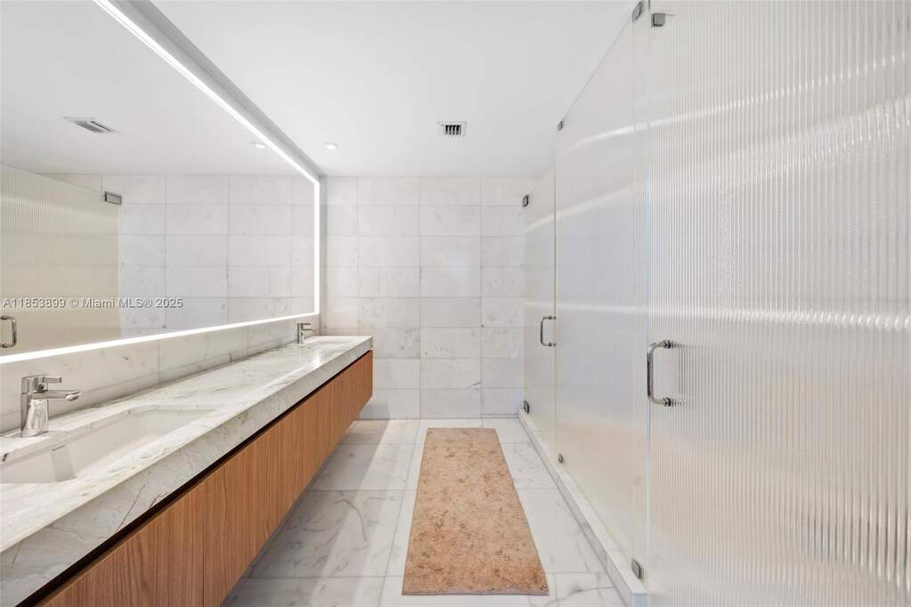 2 Bedroom Apartment/Flat's Image 13