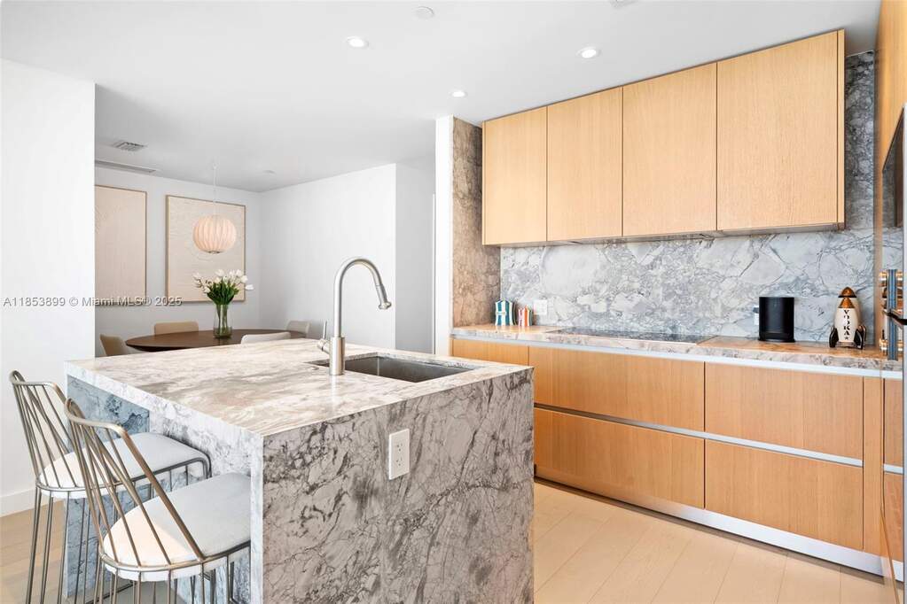 2 Bedroom Apartment/Flat's Image 3