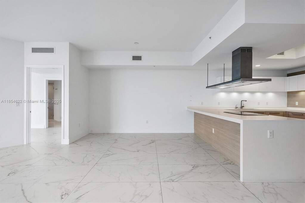 2 Bedroom Apartment/Flat's Image 5
