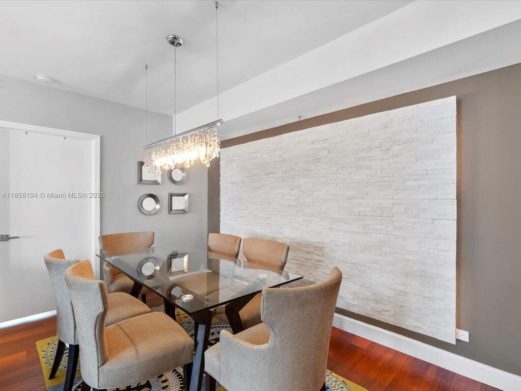 3 Bedroom Apartment/Flat's Image 8