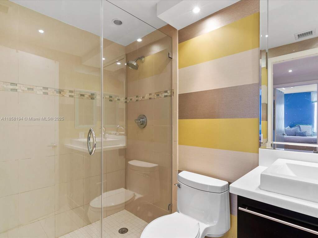 3 Bedroom Apartment/Flat's Image 38