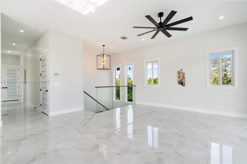 862 Cardinal Ln, Key Largo, FL 33037 with ID SEFMIAMIA11859516