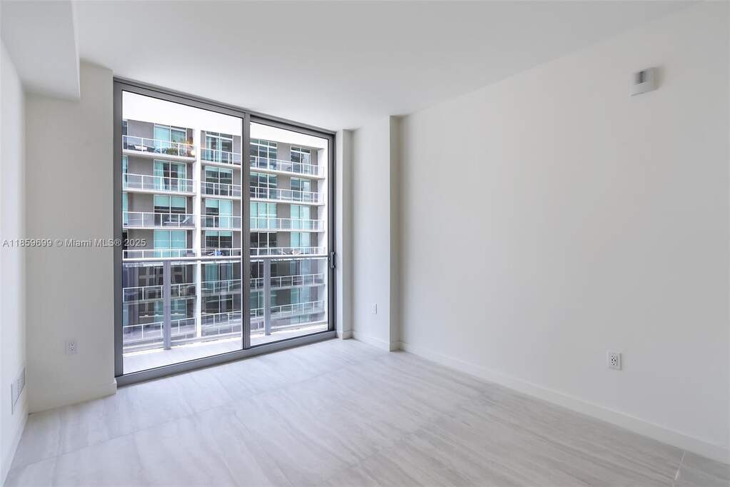 Apartment/Flat's Image 38