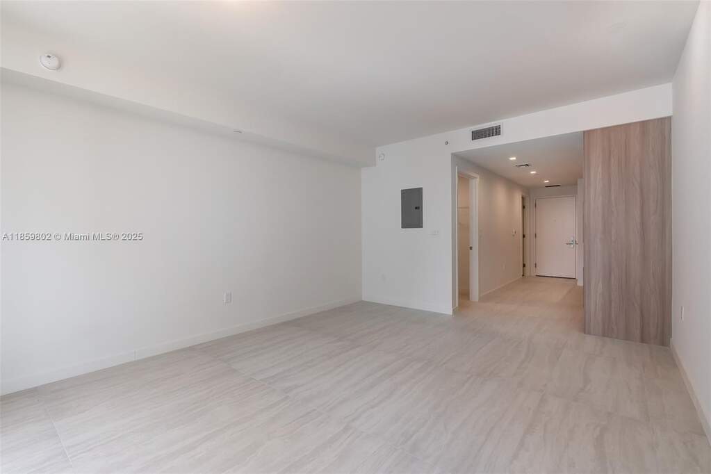2 Bedroom Apartment/Flat's Image 38