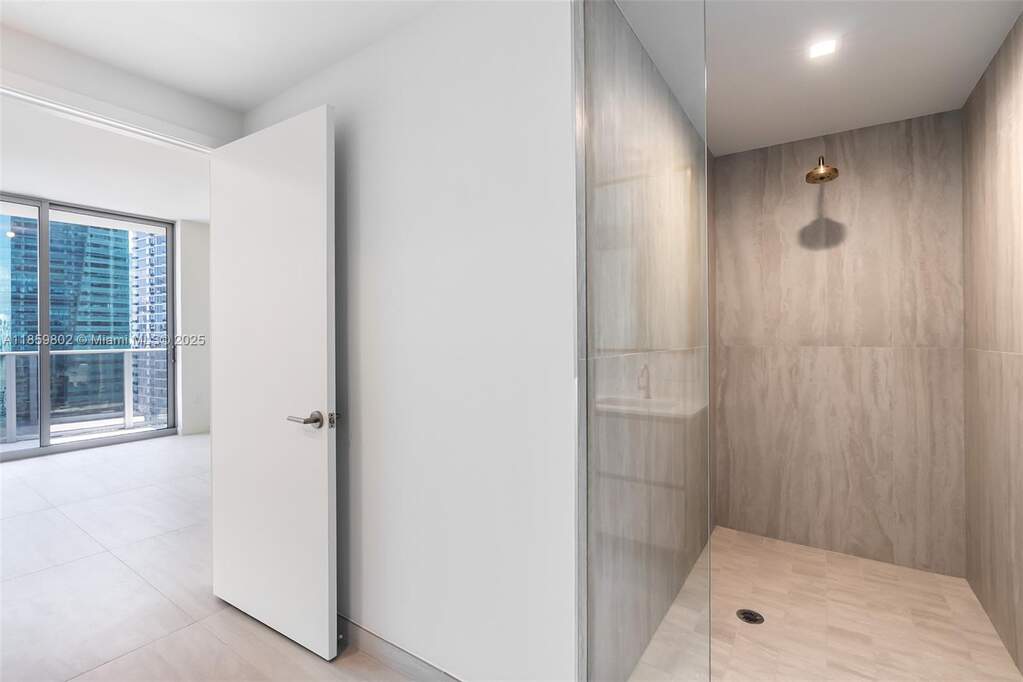 2 Bedroom Apartment/Flat's Image 54