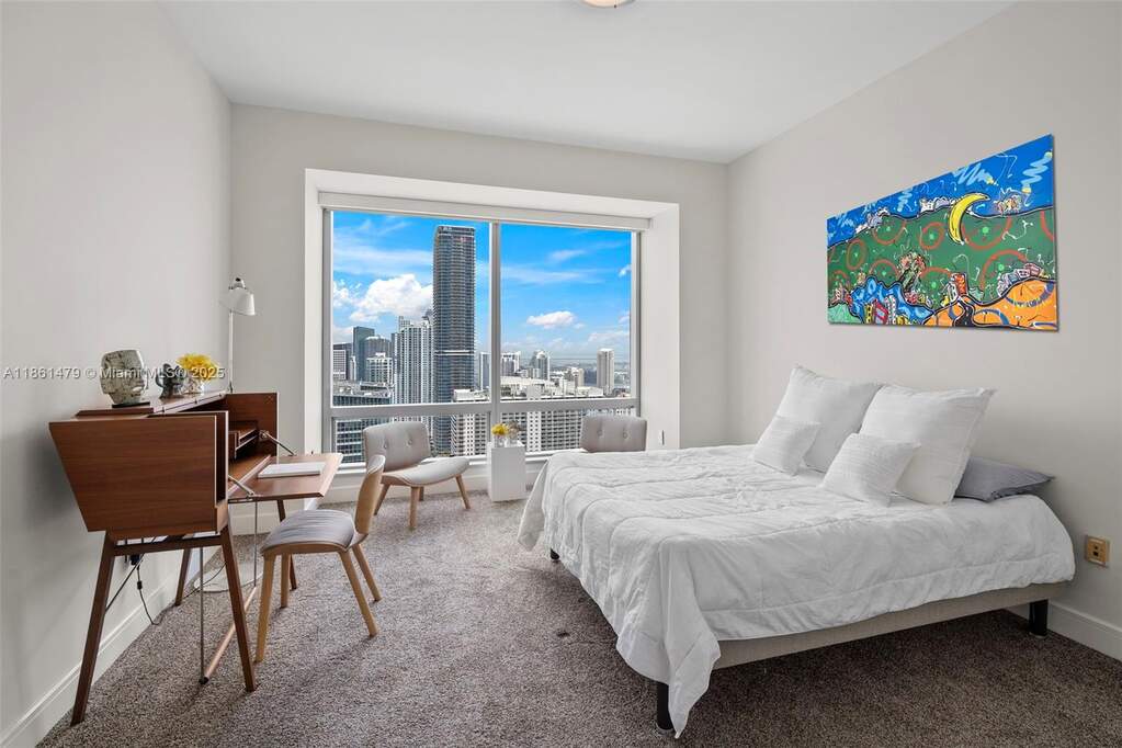 1 Bedroom Apartment/Flat's Image 5