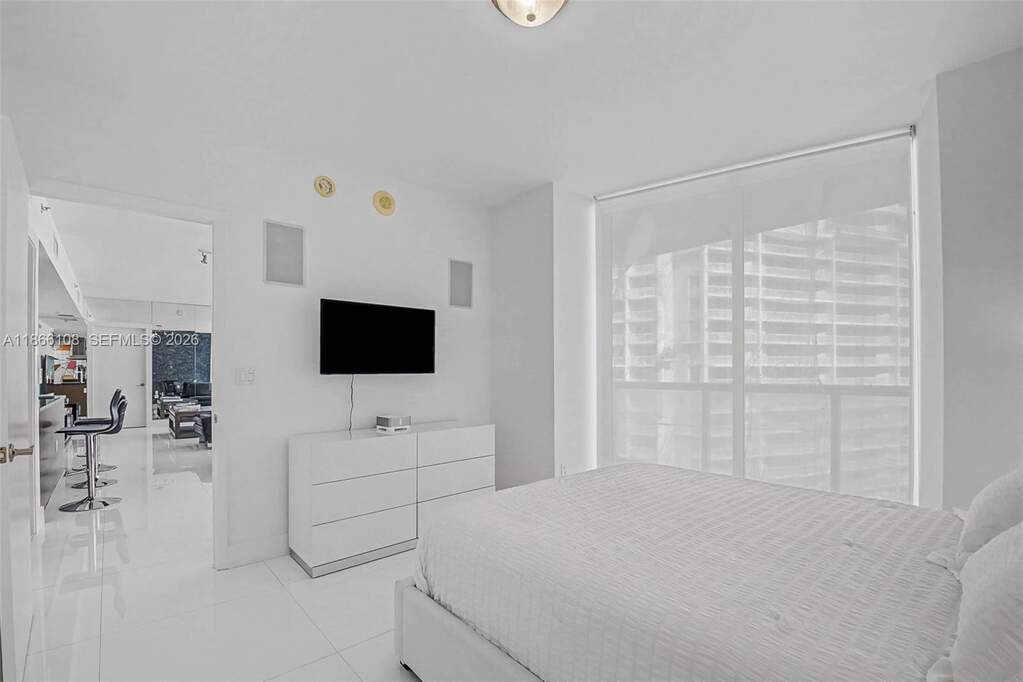 2 Bedroom Apartment/Flat's Image 8