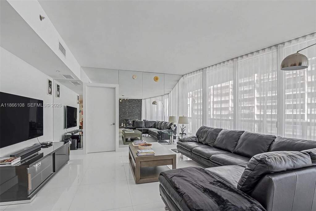 2 Bedroom Apartment/Flat's Image 16