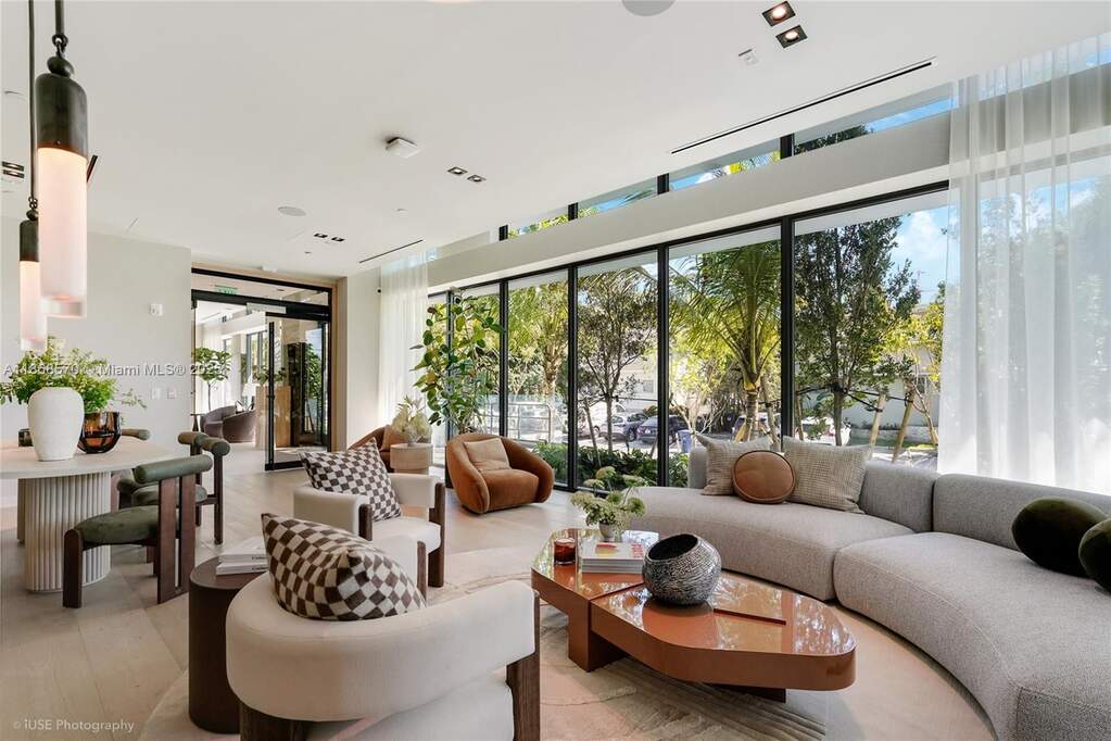 2 Bedroom Apartment/Flat's Image 7