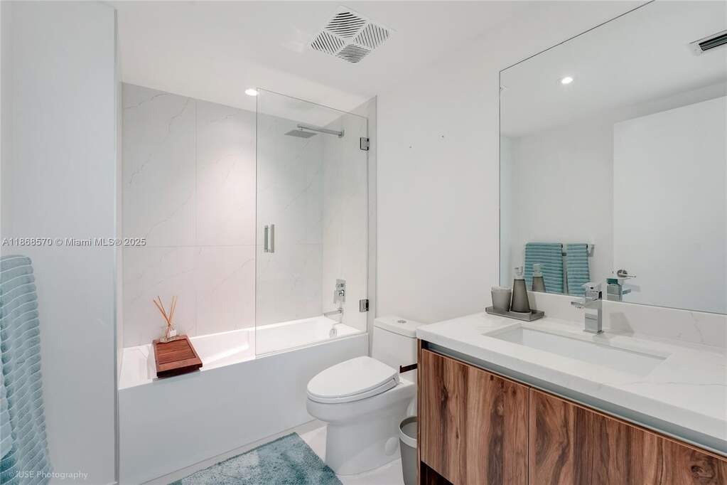 2 Bedroom Apartment/Flat's Image 30