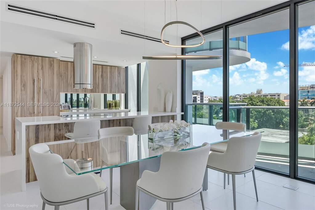 3 Bedroom Apartment/Flat's Image 14