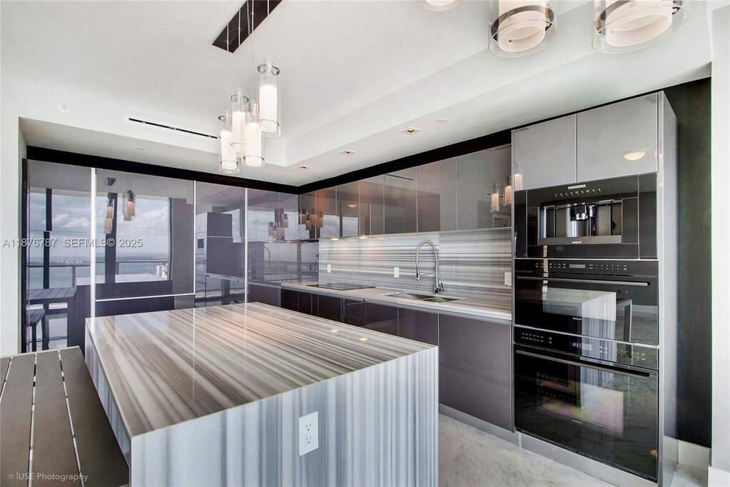 2 Bedroom Apartment/Flat's Image 4