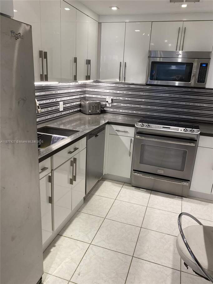 2 Bedroom Apartment/Flat's Image 8