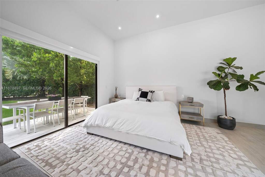 4 Bedroom Single Family Home/House's Image 24