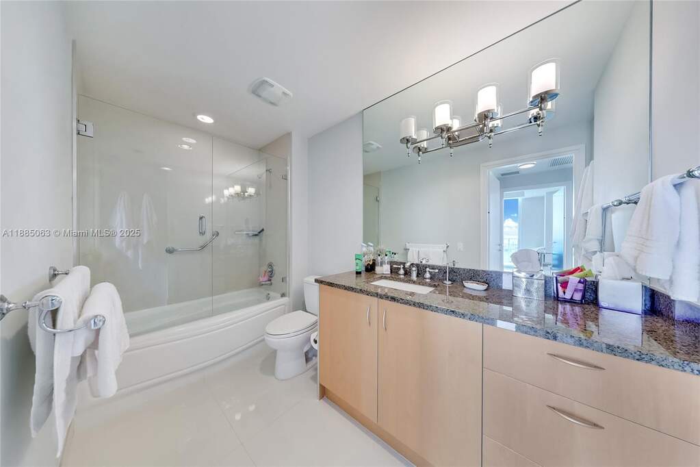 2 Bedroom Apartment/Flat's Image 9