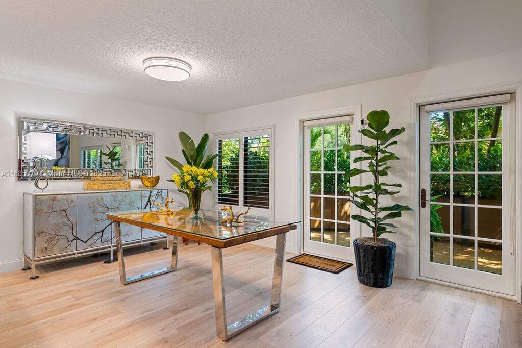 3 Bedroom Single Family Home/House's Image 11