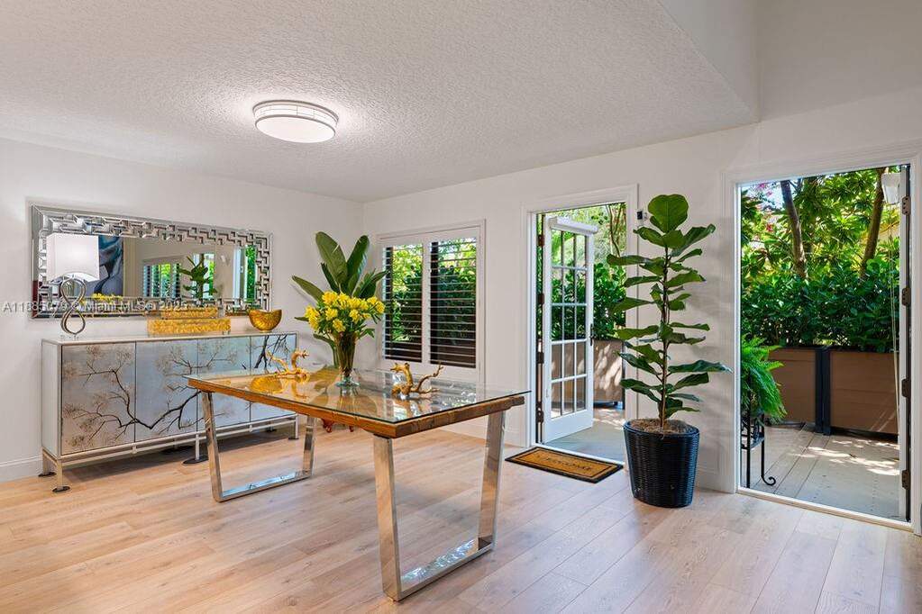 3 Bedroom Single Family Home/House's Image 12
