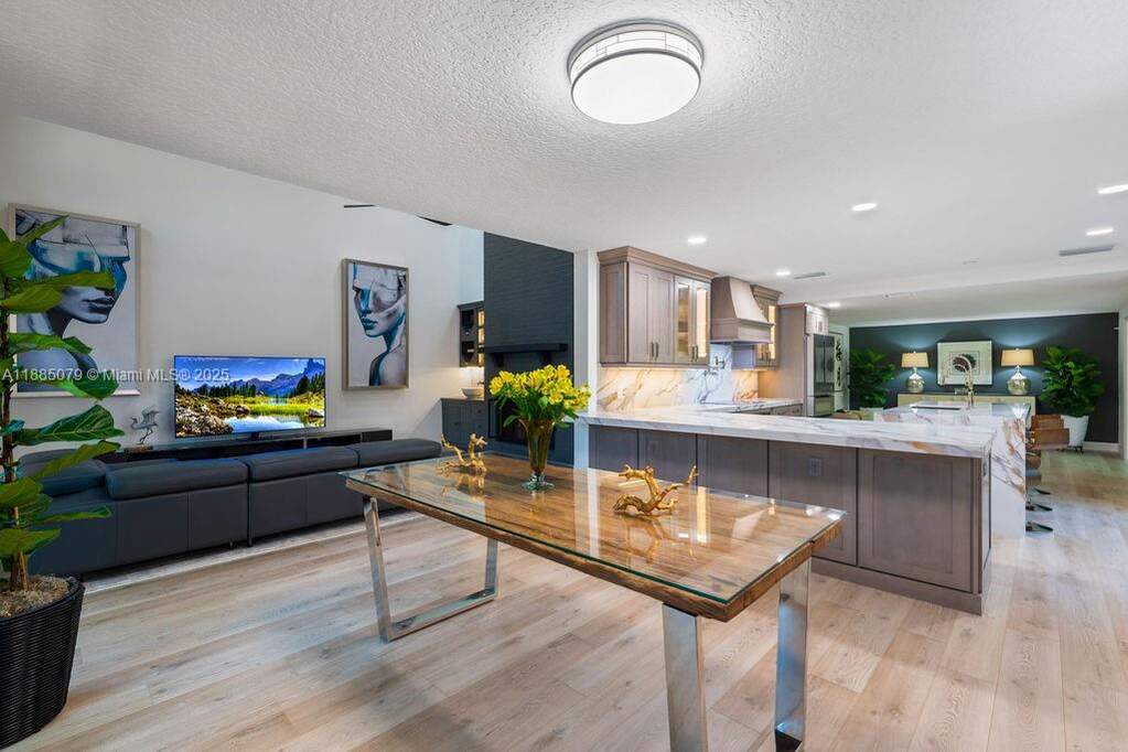 3 Bedroom Single Family Home/House's Image 13