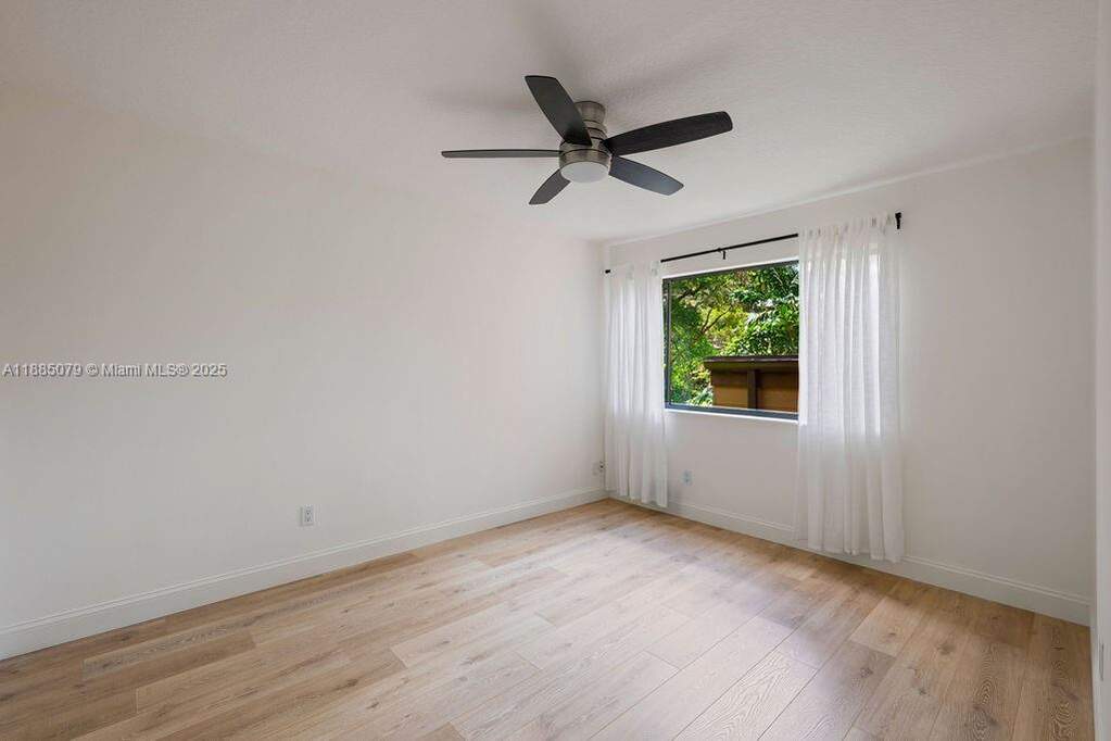 3 Bedroom Single Family Home/House's Image 37