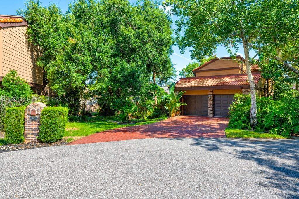 3 Bedroom Single Family Home/House's Image 42